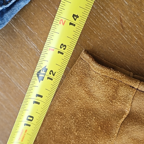 VINTAGE BRANDED GARMENTS SUEDE FRINGED KIDS LEATHER JACKET - Picture 14 of 16